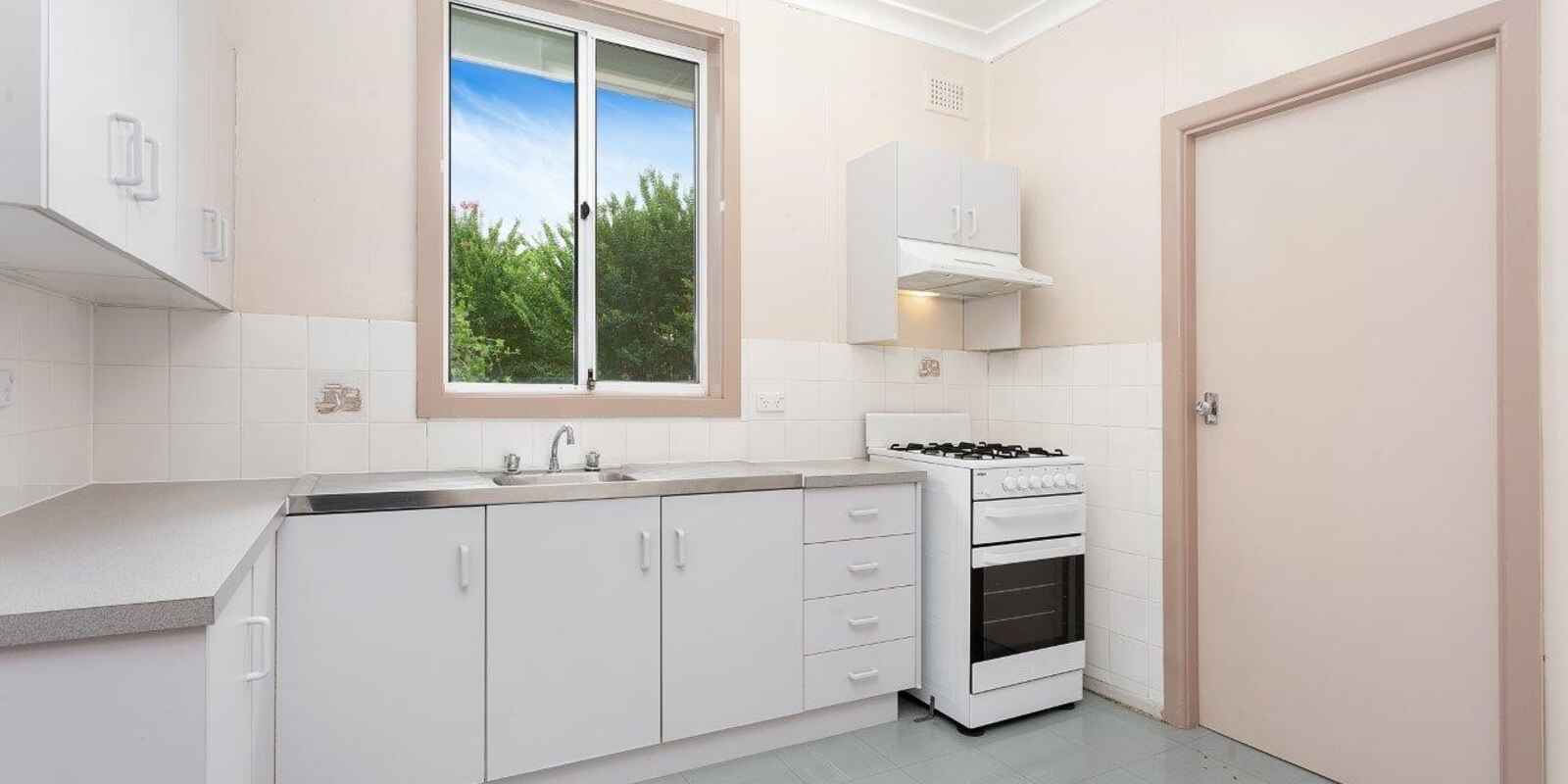 74 Sphinx Avenue Revesby