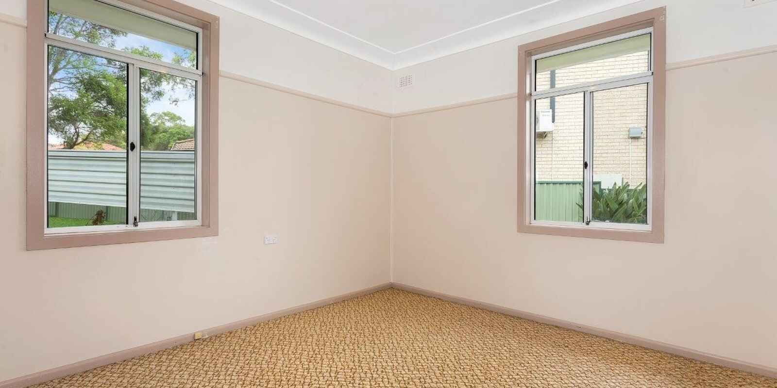74 Sphinx Avenue Revesby