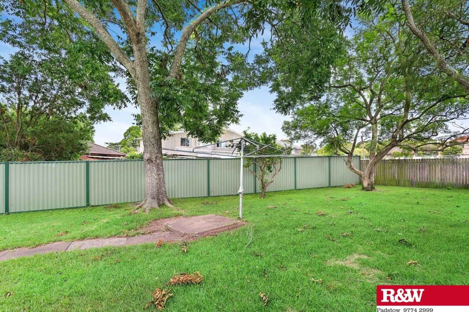 74 Sphinx Avenue Revesby