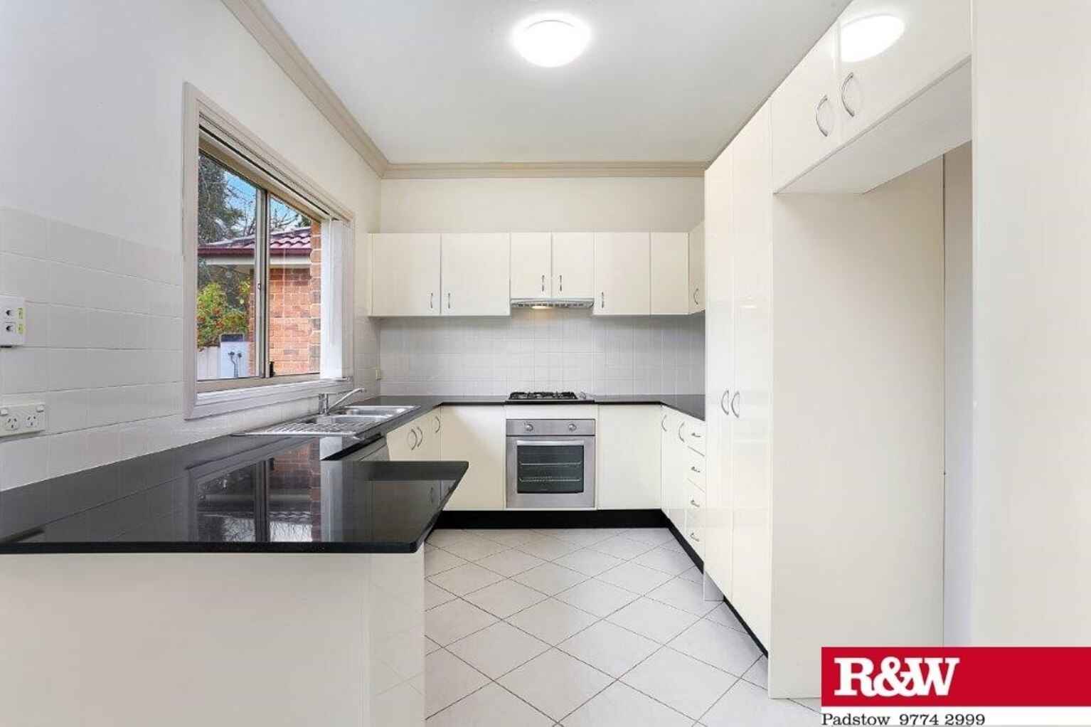 8/47 Chamberlain Road Padstow