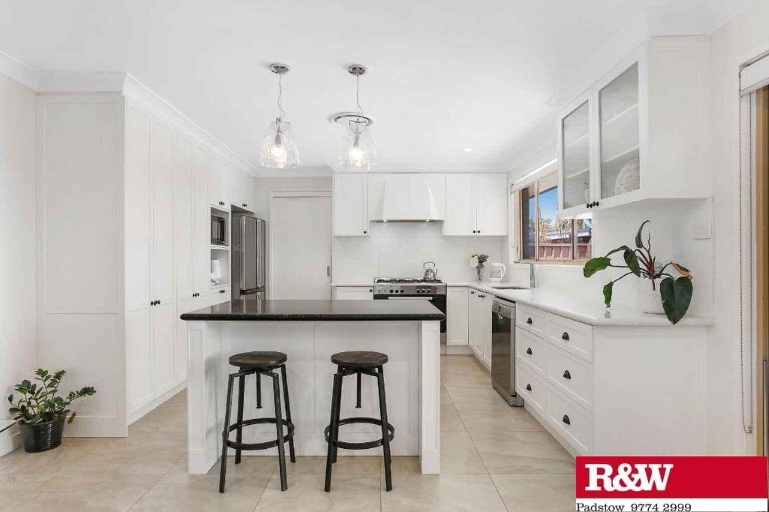 4 Ferrier Drive Menai 4 Ferrier Drive Menai