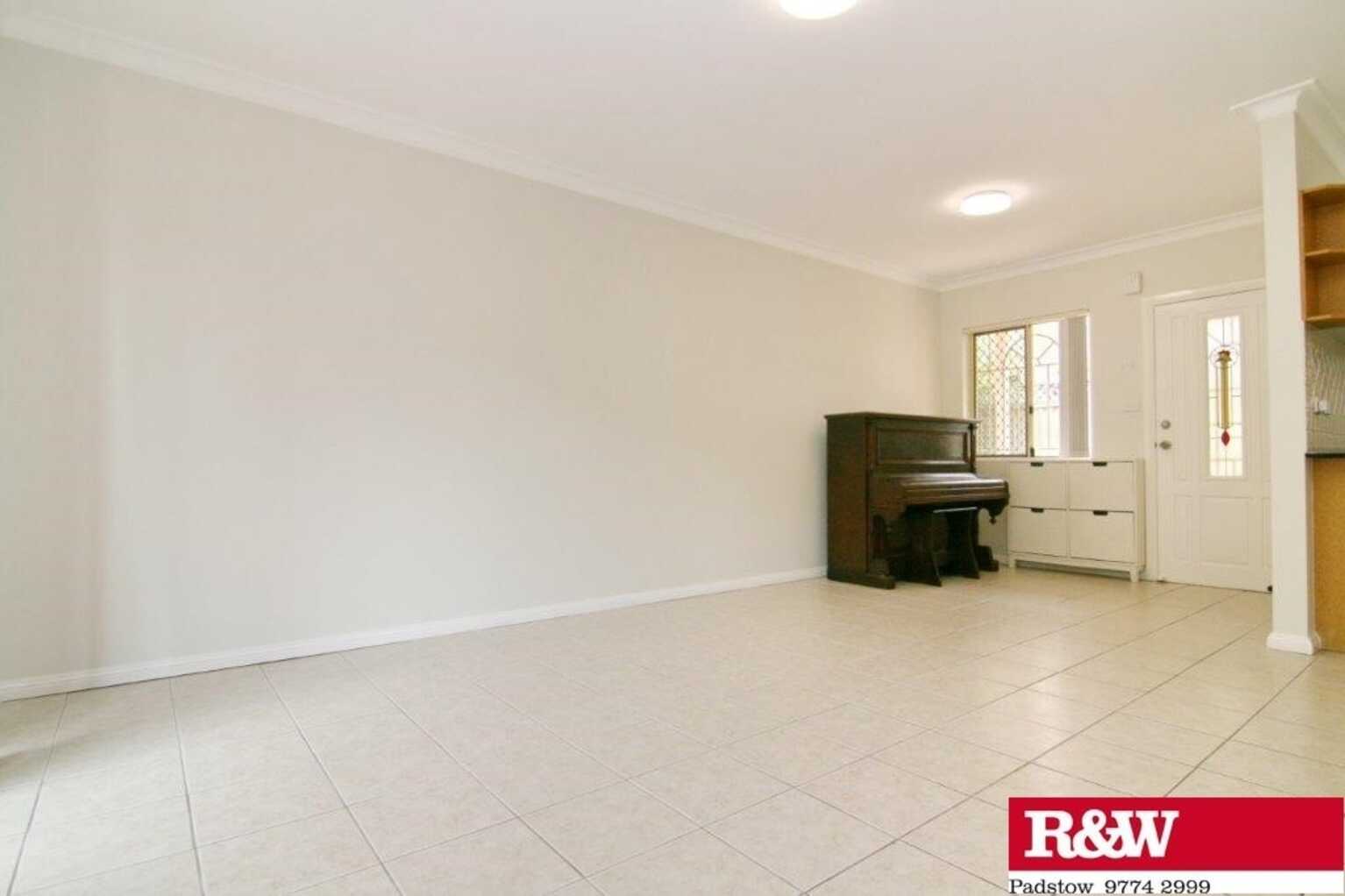 2/113 Penshurst Road Narwee
