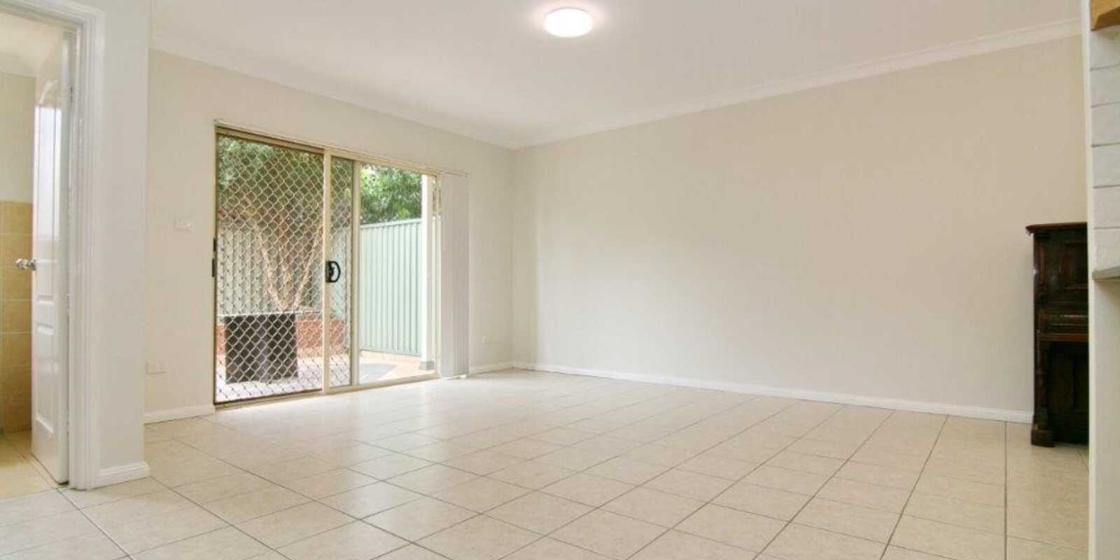 2/113 Penshurst Road Narwee