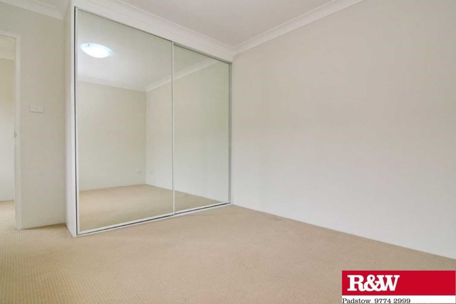 2/113 Penshurst Road Narwee