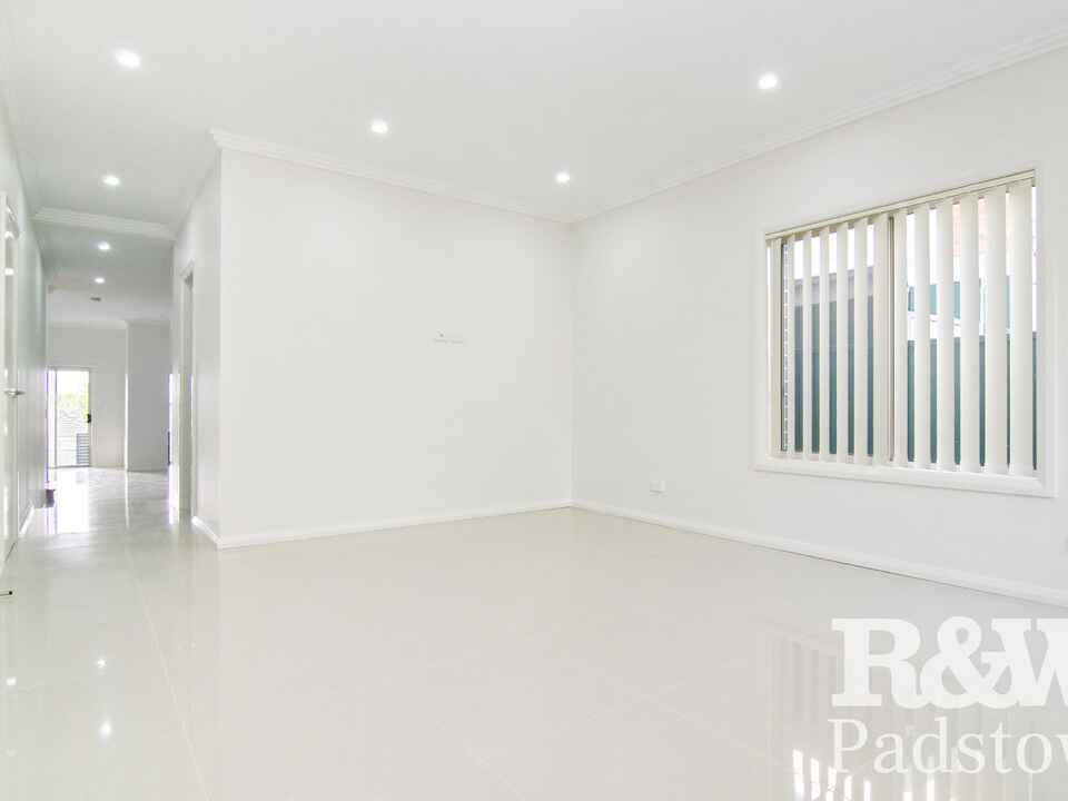 8 Prosser Avenue Padstow