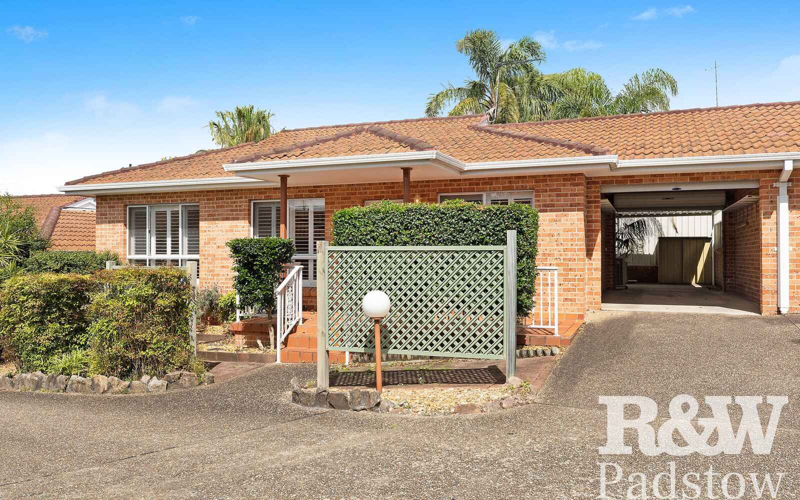 Villa For Sale 4/14 Henry Kendall Avenue Padstow Heights