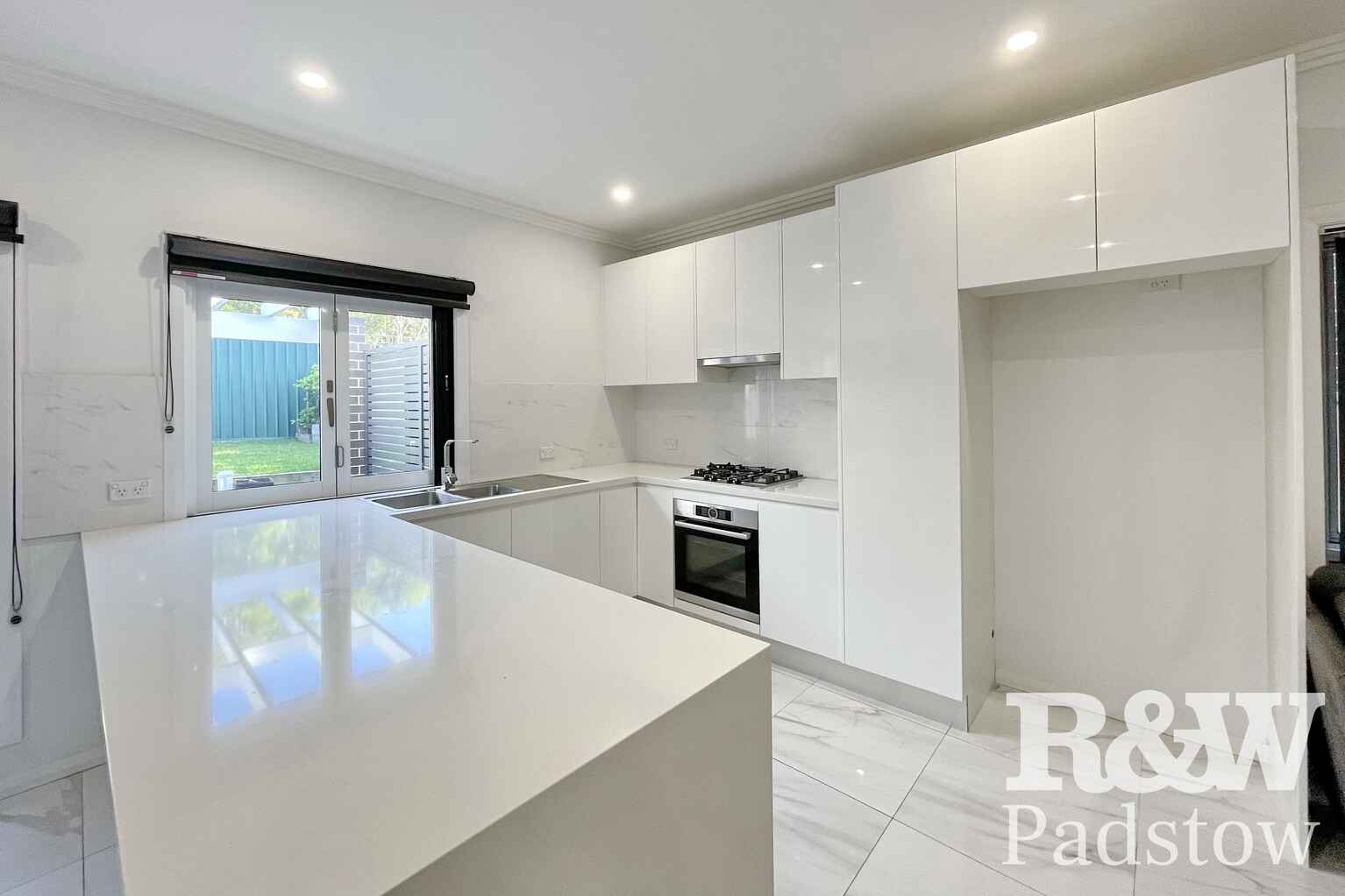 46 Hendy Avenue Panania