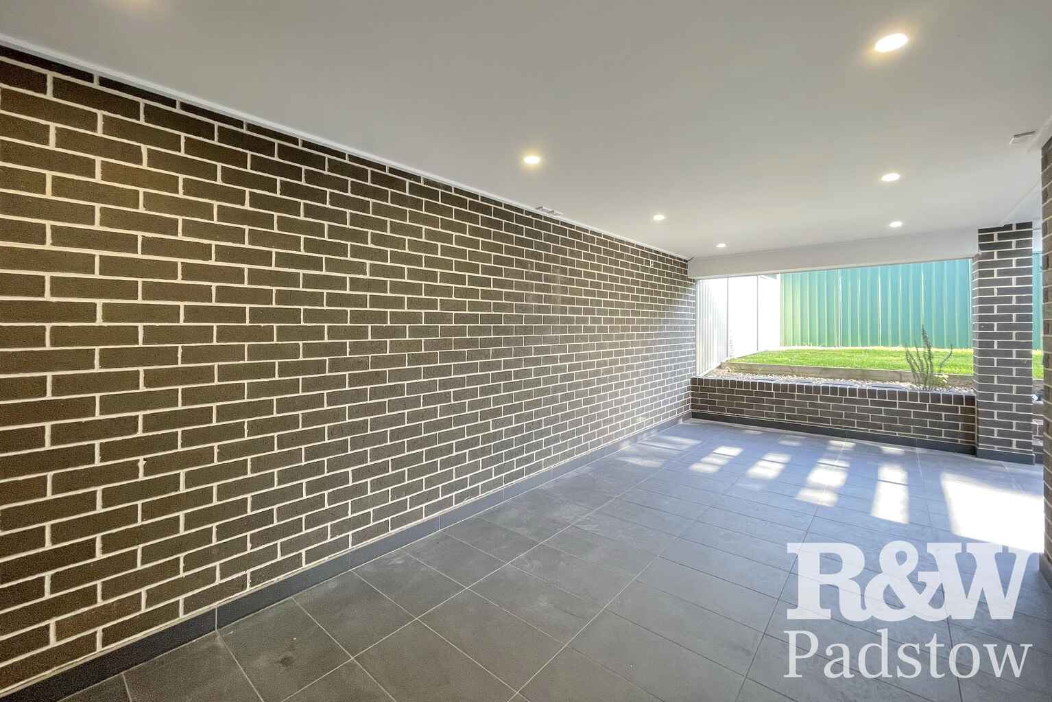 46 Hendy Avenue Panania