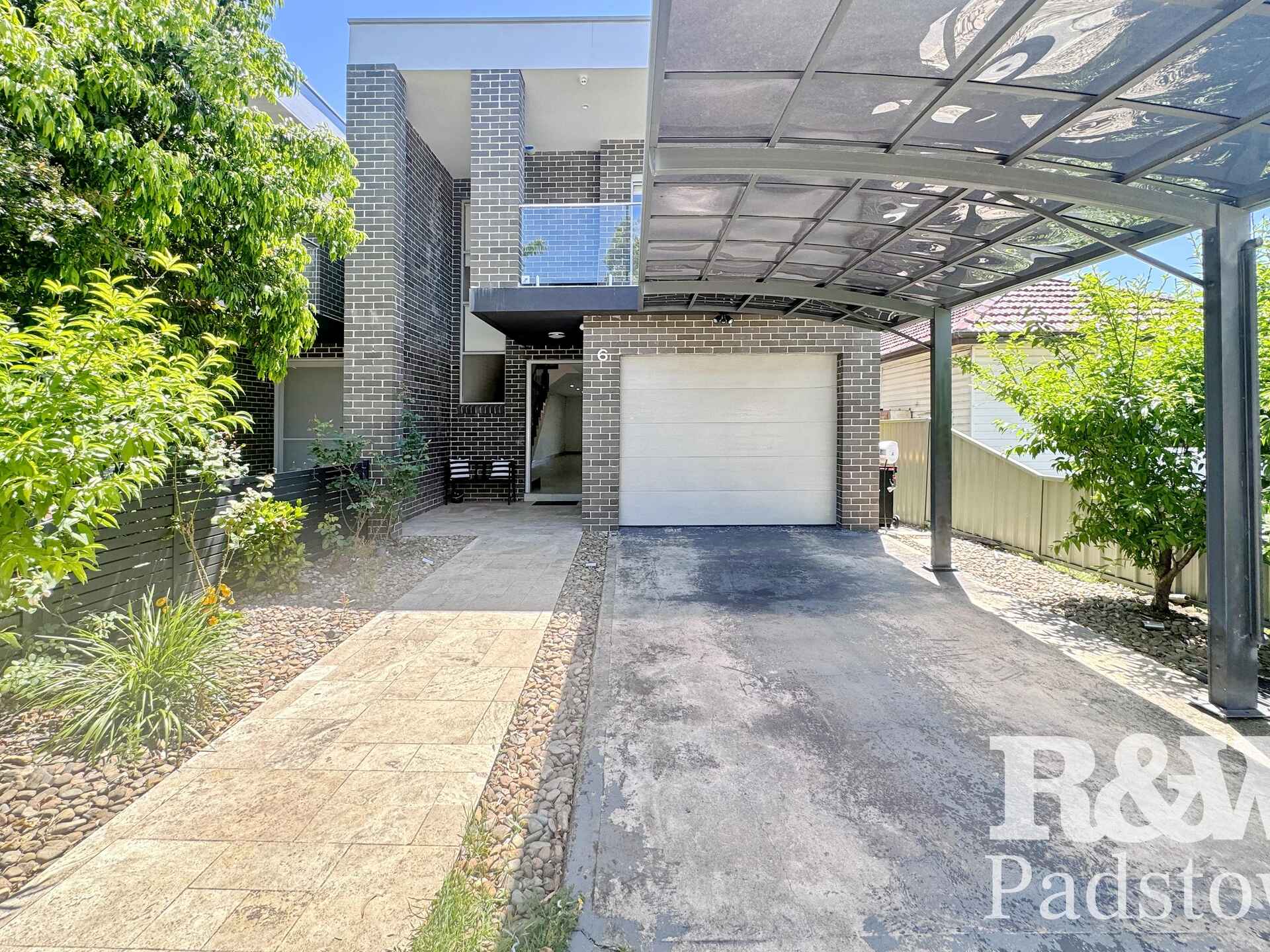 6 Kerrie Crescent Panania