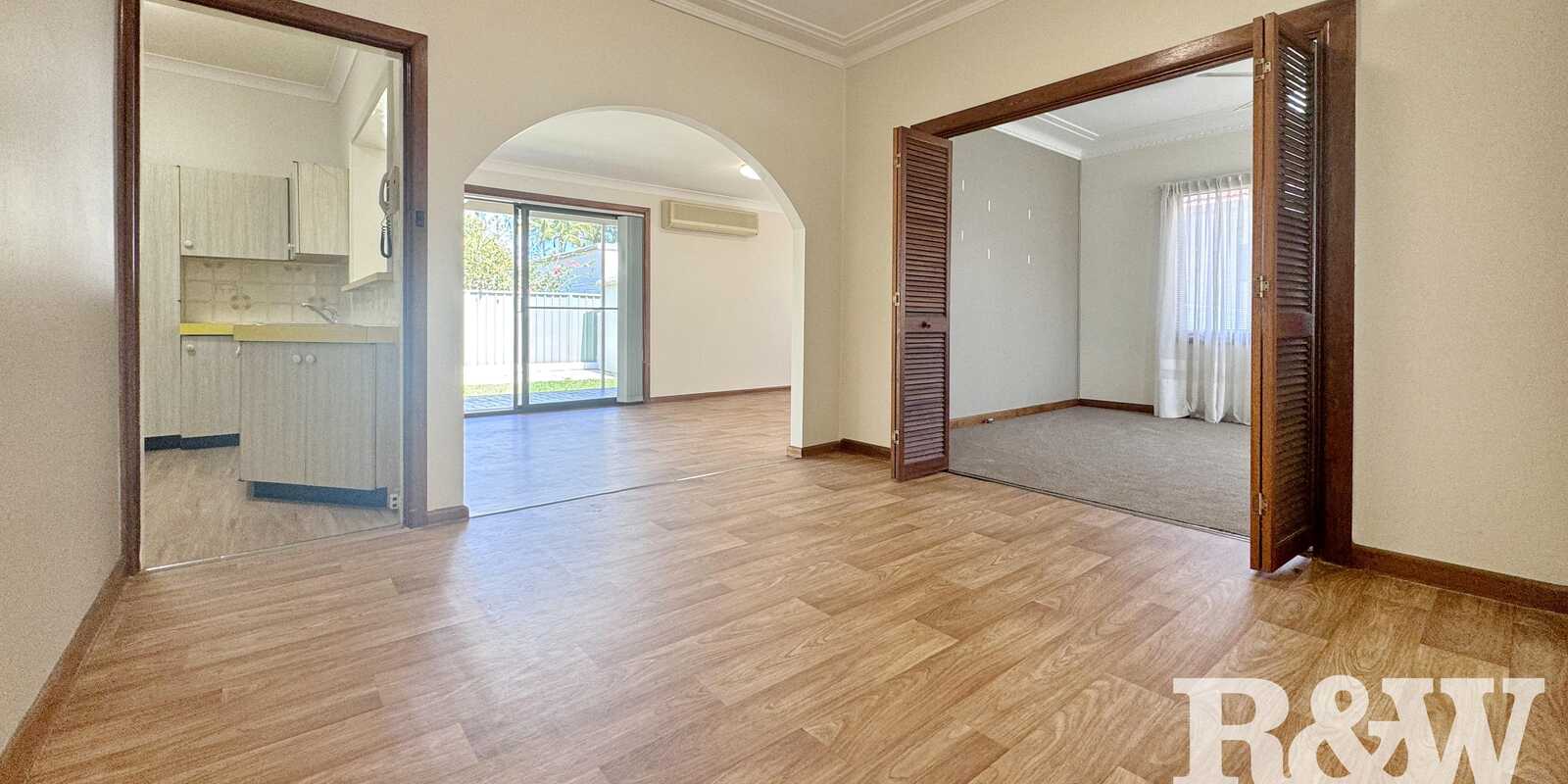 81 Stoney Creek Road Beverly Hills