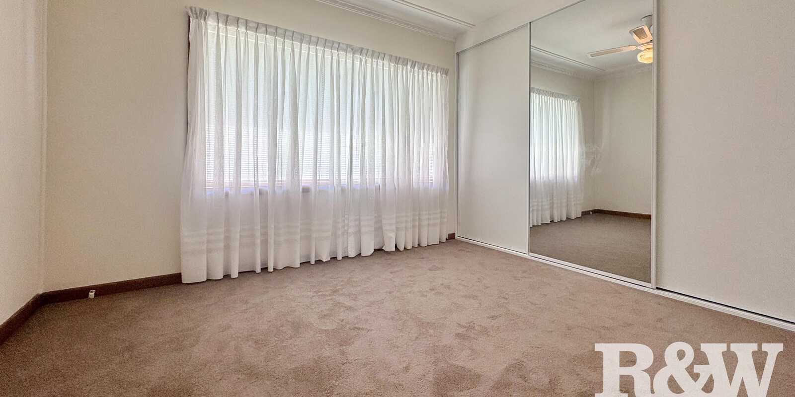 81 Stoney Creek Road Beverly Hills