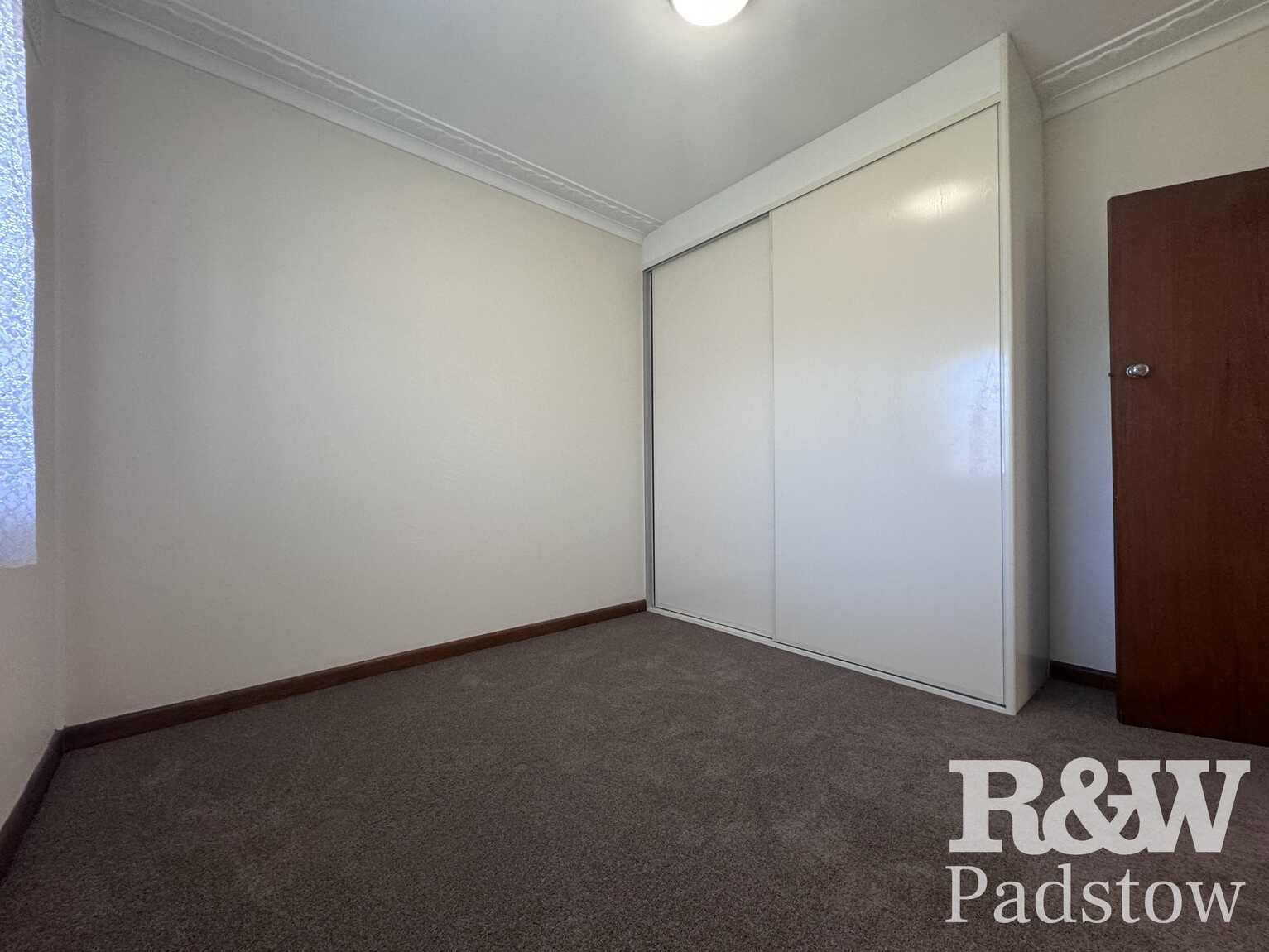 81 Stoney Creek Road Beverly Hills