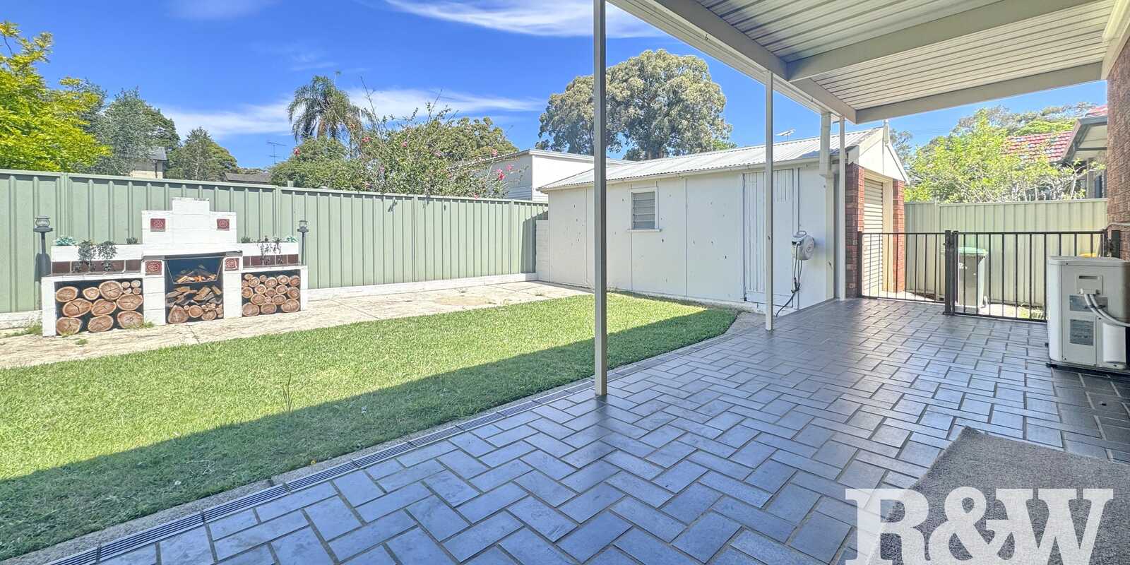 81 Stoney Creek Road Beverly Hills