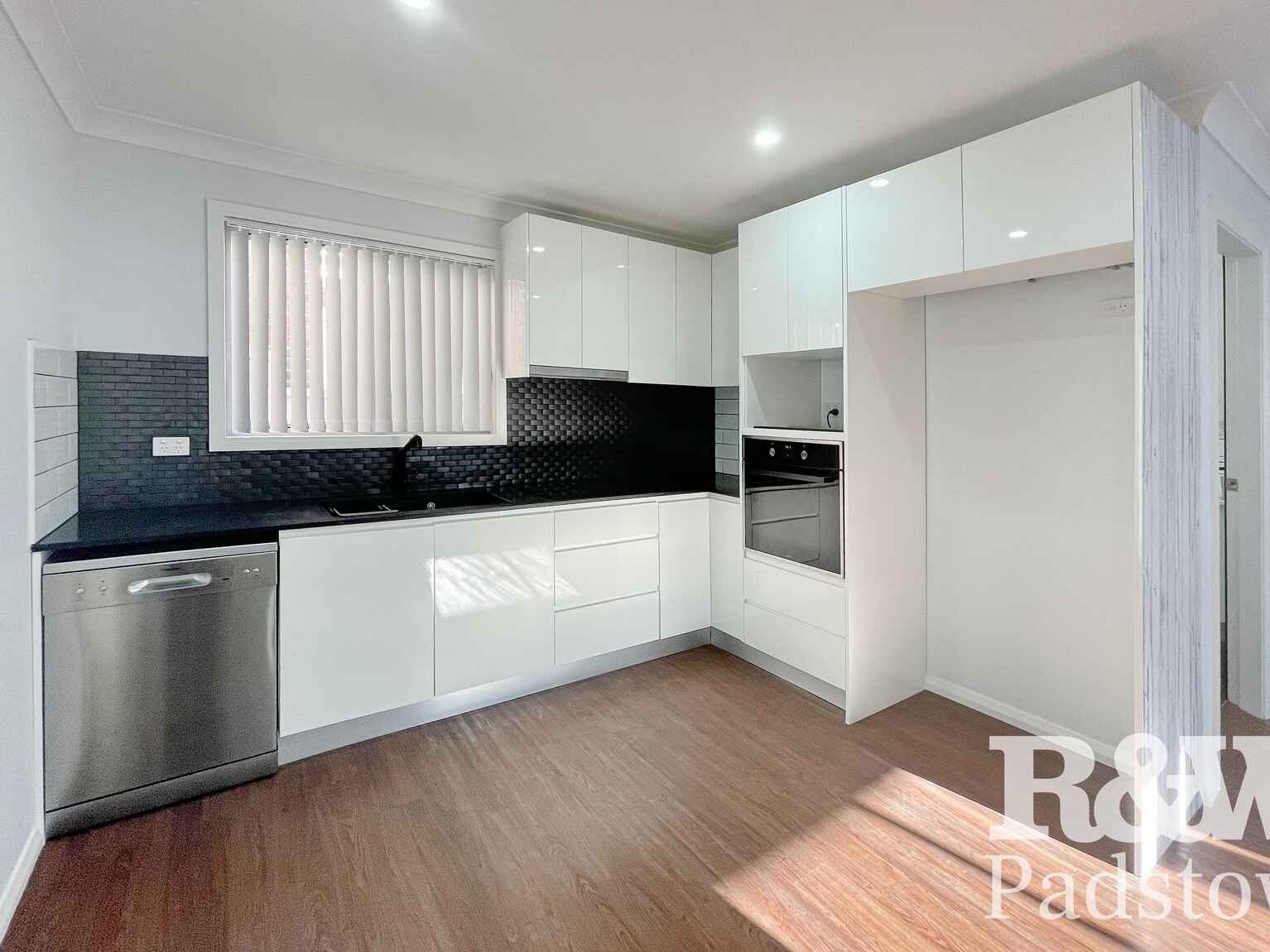1/32 Uranus Road Padstow