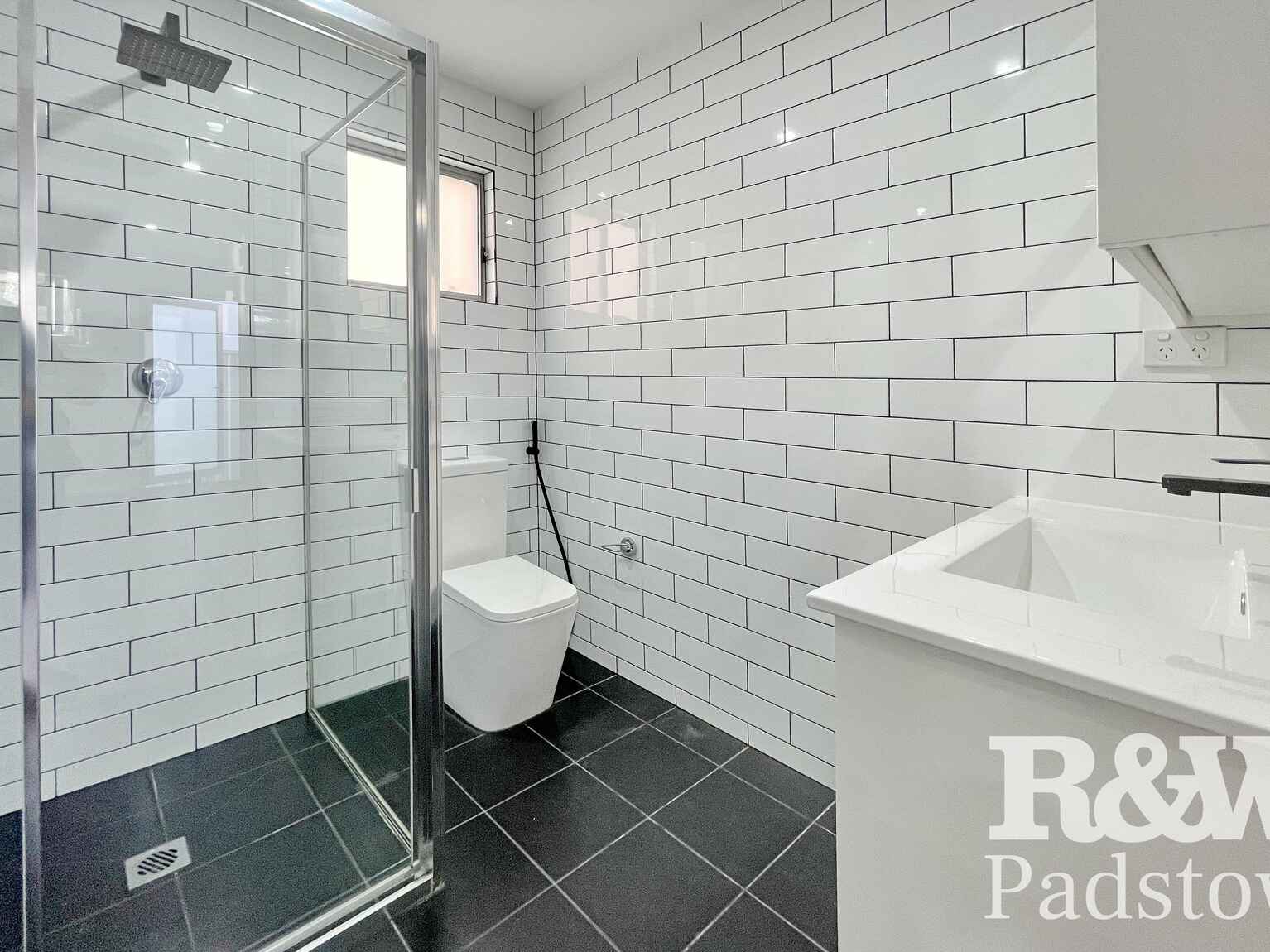 Villa For Lease 1/32 Uranus Road Padstow