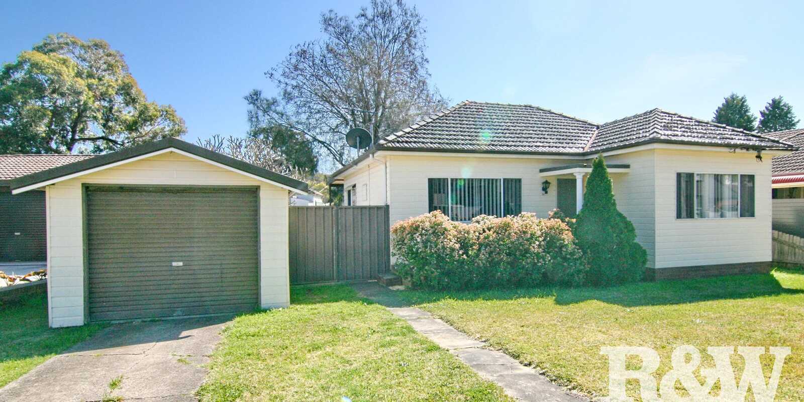 34 Archibald Street Padstow