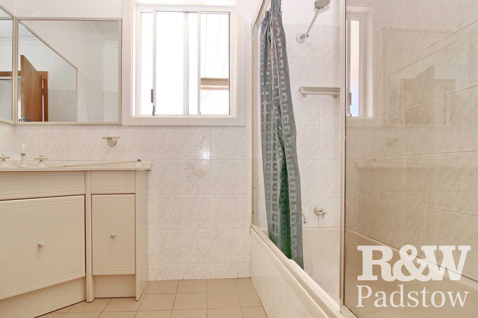 34 Archibald Street Padstow