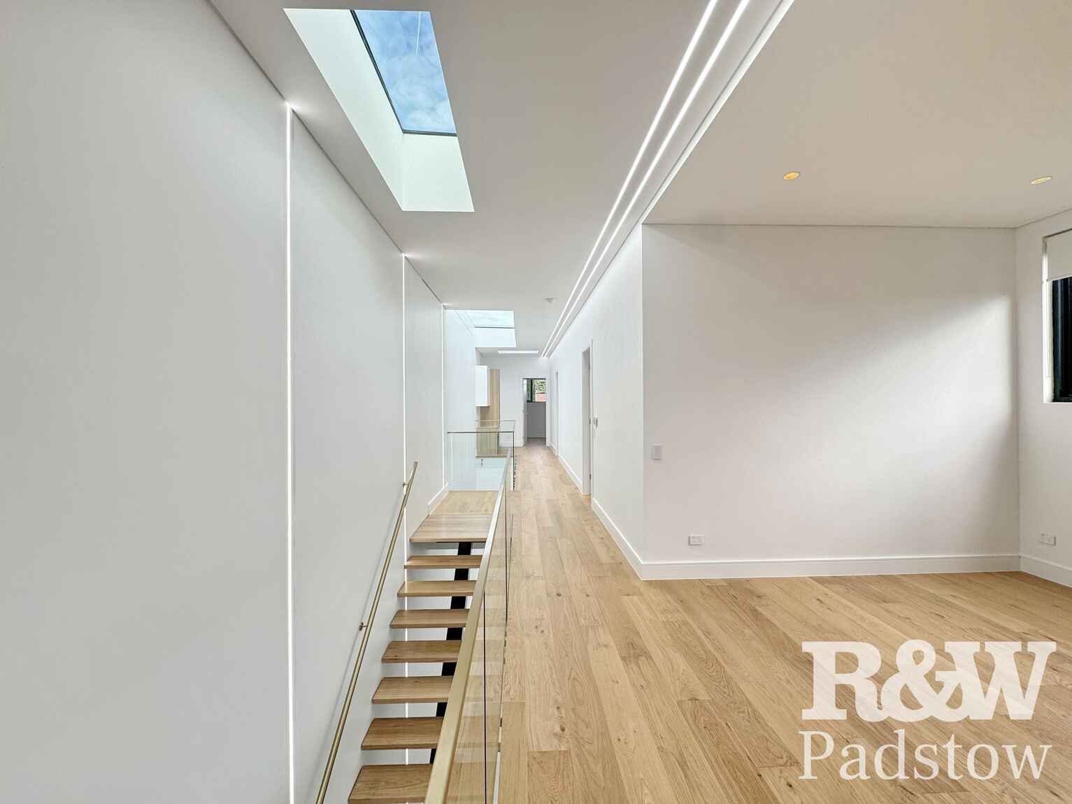 2/17 Robb Street Revesby