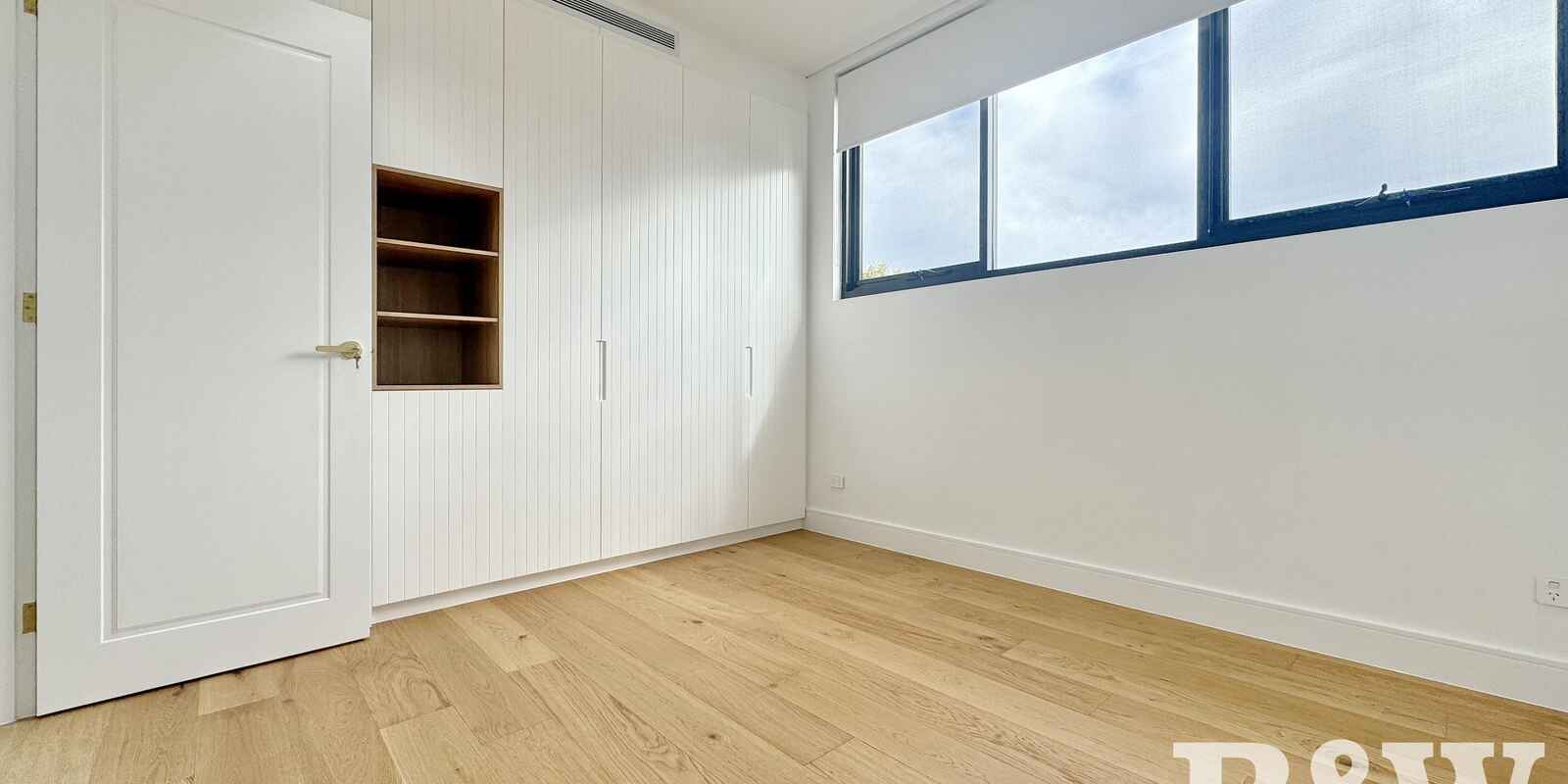 2/17 Robb Street Revesby