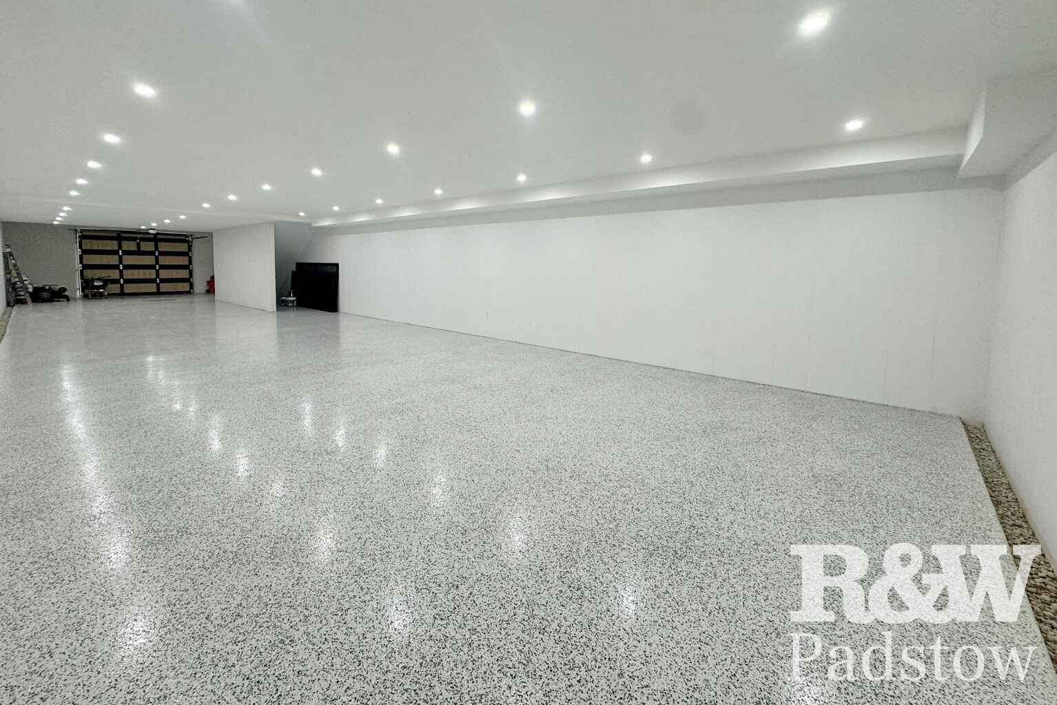 2/17 Robb Street Revesby