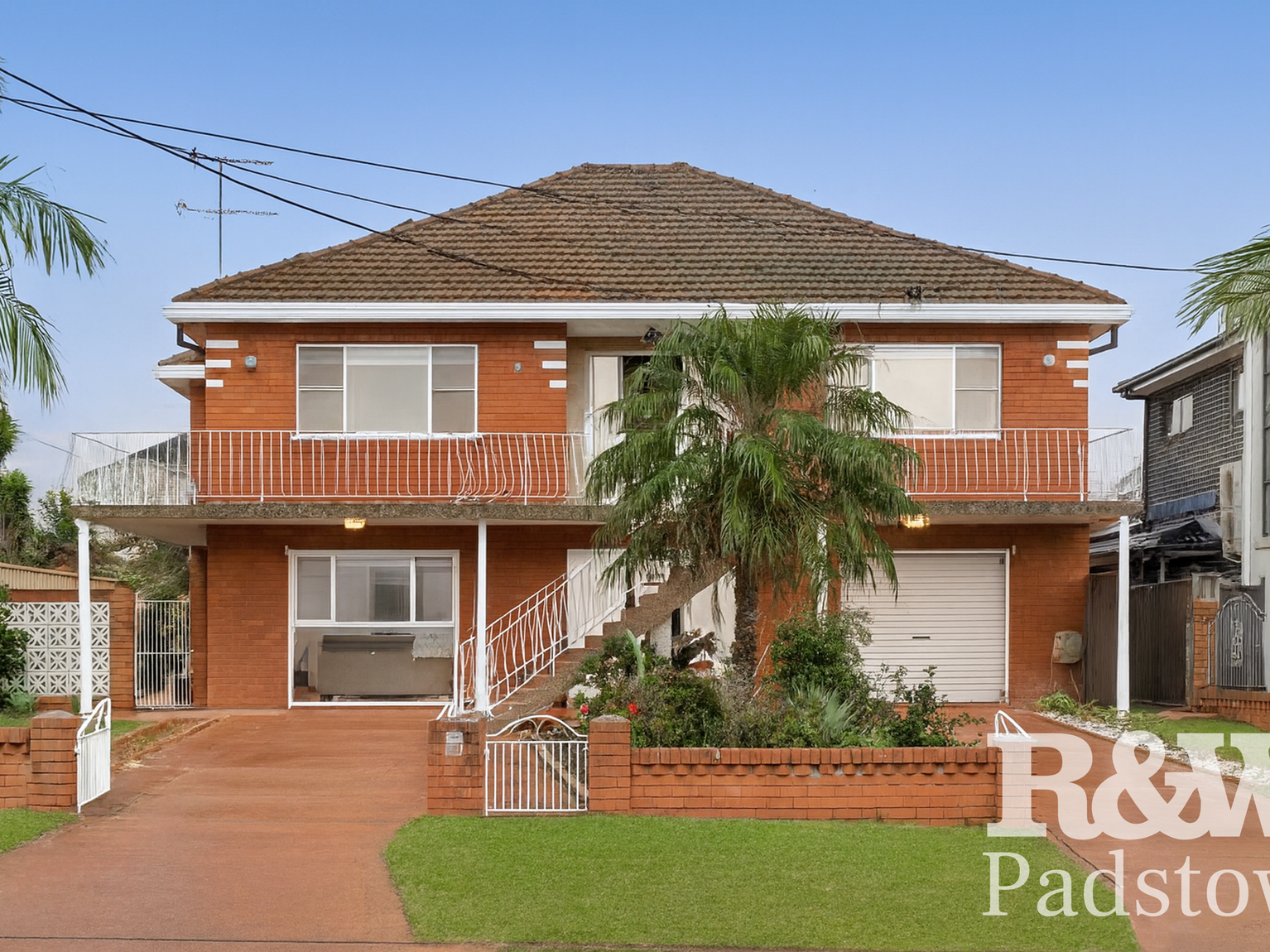 15 Hillcrest Avenue Moorebank