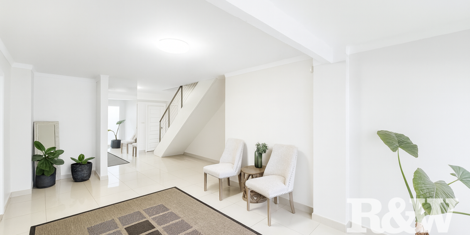 15 Hillcrest Avenue Moorebank 15 Hillcrest Avenue Moorebank