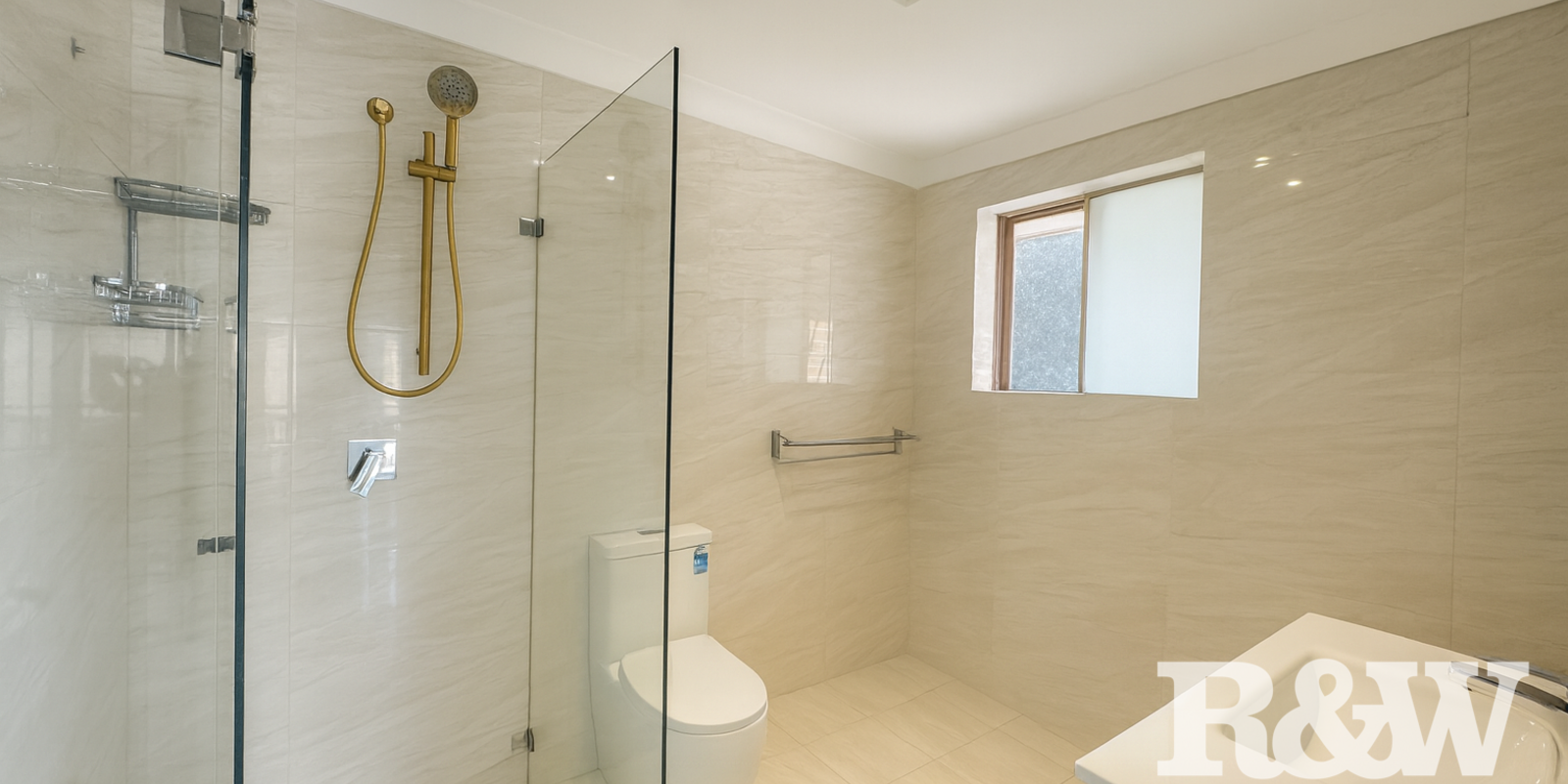 4/116 Highclere Avenue Punchbowl