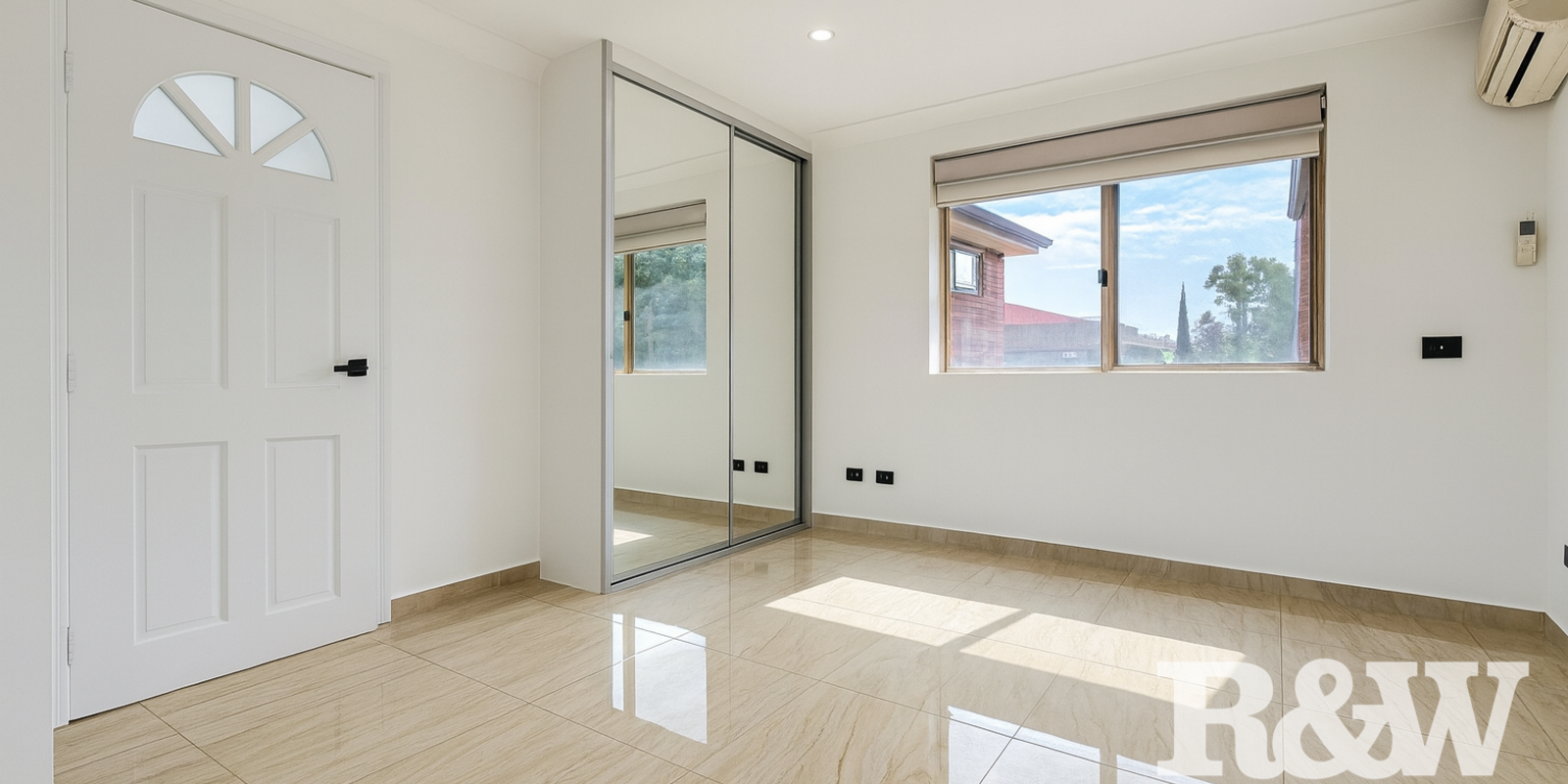 4/116 Highclere Avenue Punchbowl