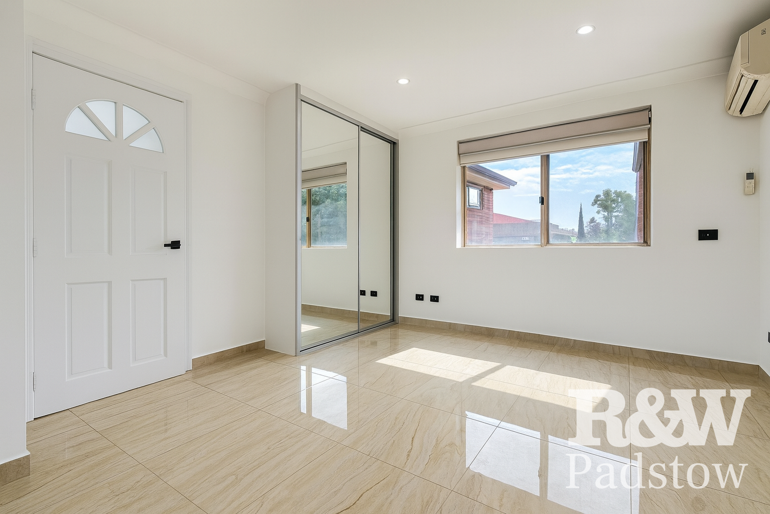 4/116 Highclere Avenue Punchbowl