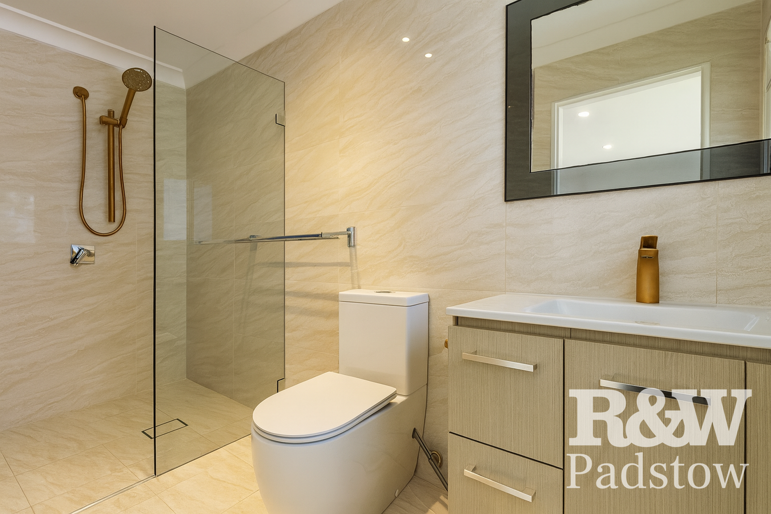 4/116 Highclere Avenue Punchbowl