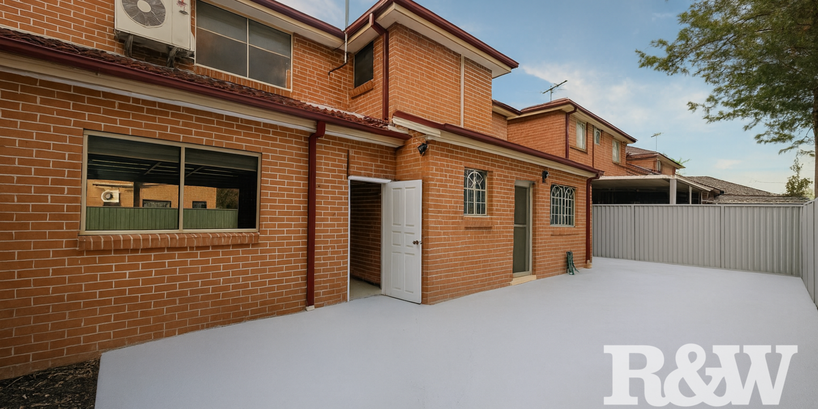 4/116 Highclere Avenue Punchbowl