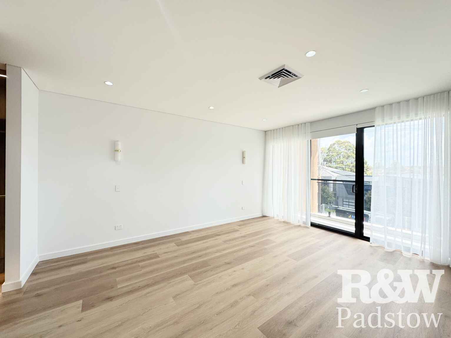 13A Orient Road Padstow 13A Orient Road Padstow