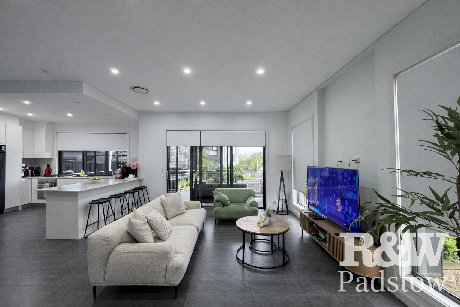 112 Centaur Street Revesby Heights 112 Centaur Street Revesby Heights