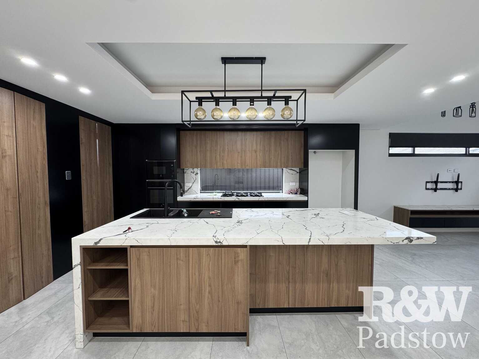 36 Carrington Street Revesby