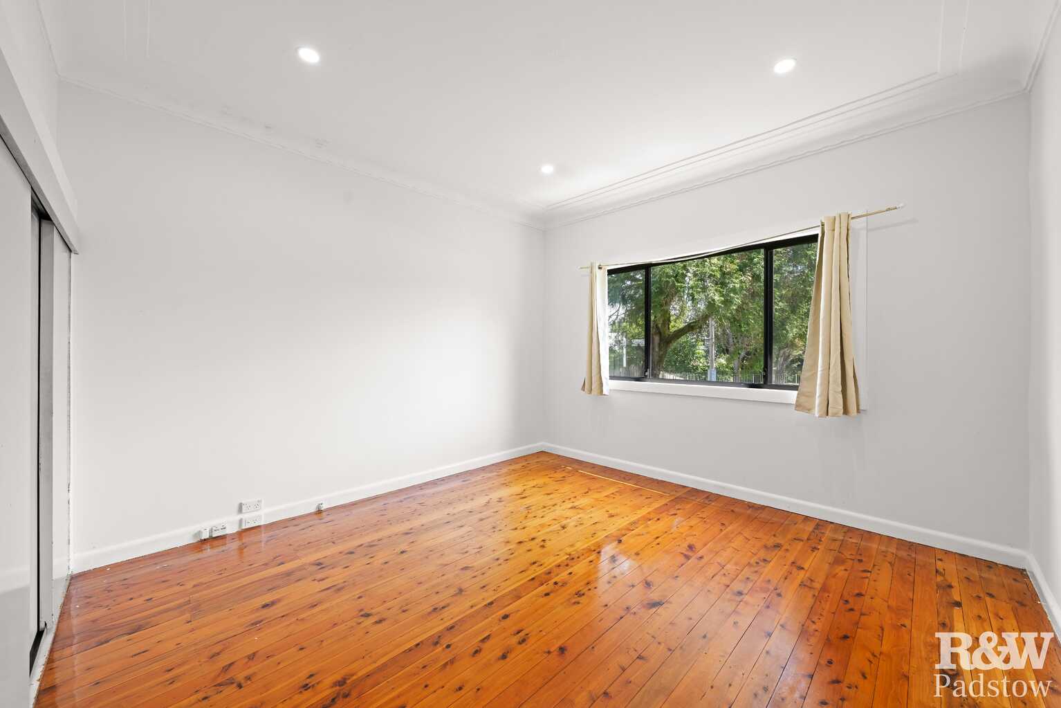 87 Horsley Road Panania