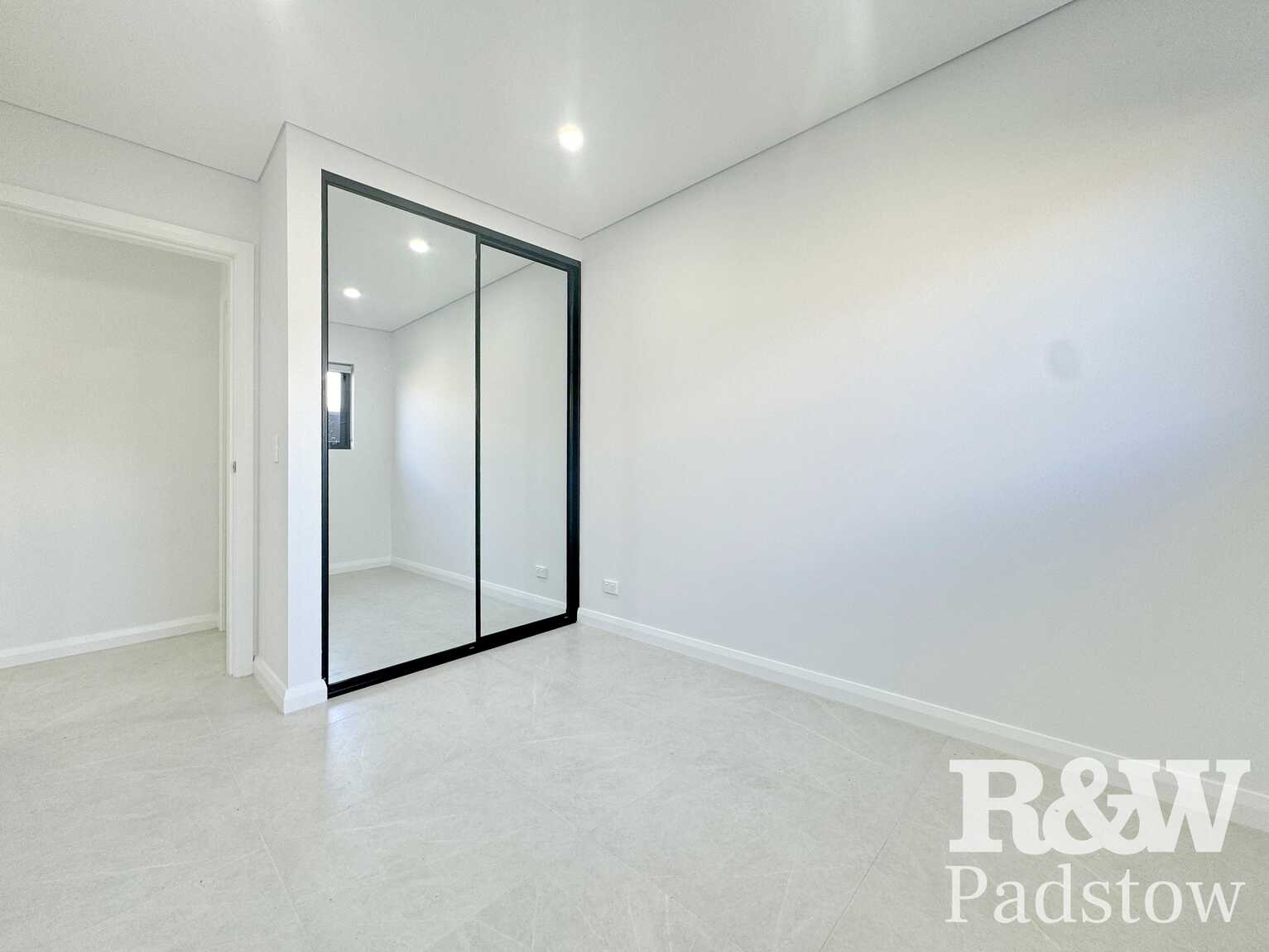 14a Milperra Road Revesby