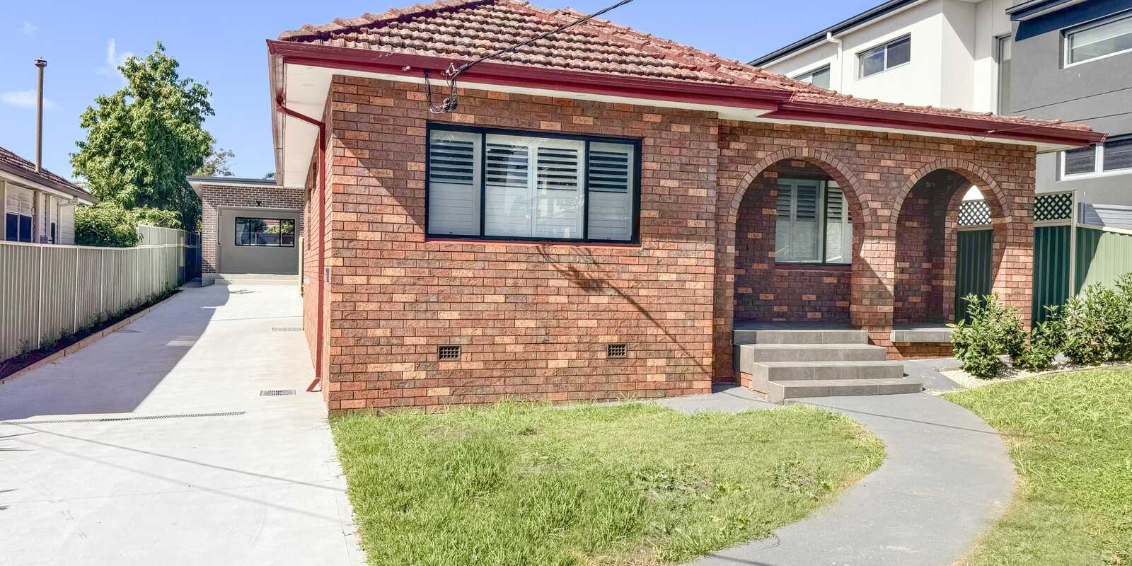 23 Rivenoak Avenue Padstow 23 Rivenoak Avenue Padstow