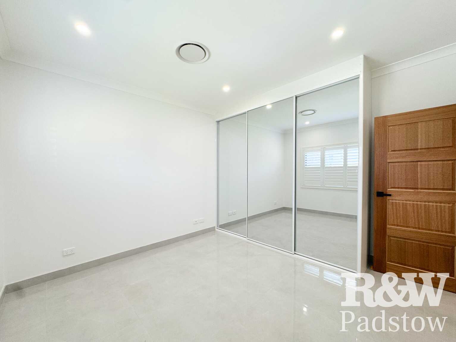 23 Rivenoak Avenue Padstow 23 Rivenoak Avenue Padstow
