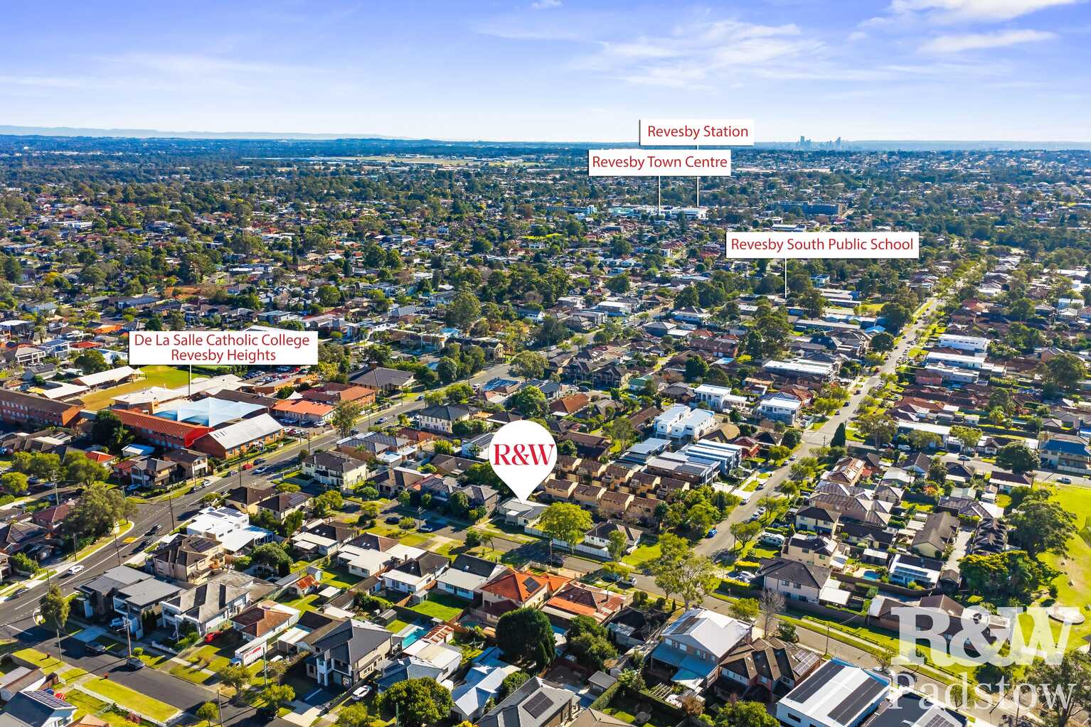 8 Edinburgh Drive Revesby Heights