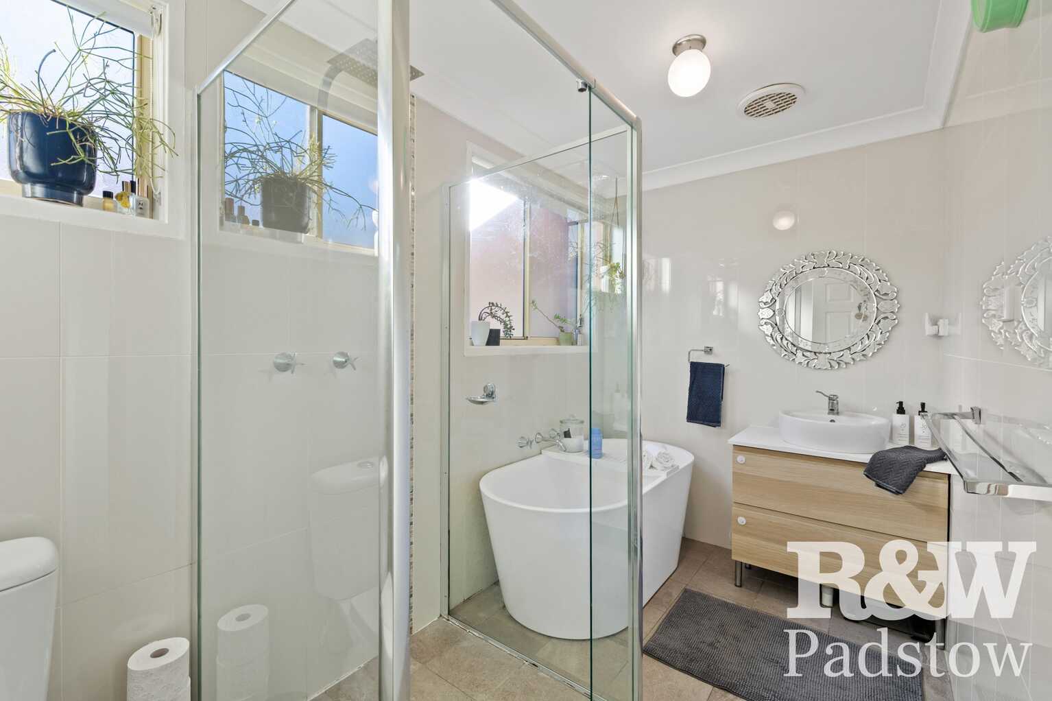 1/61A Courtney Road Padstow