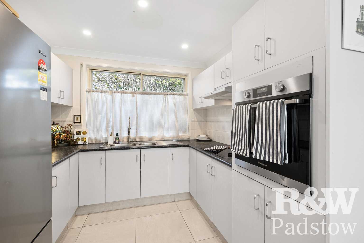1/61A Courtney Road Padstow