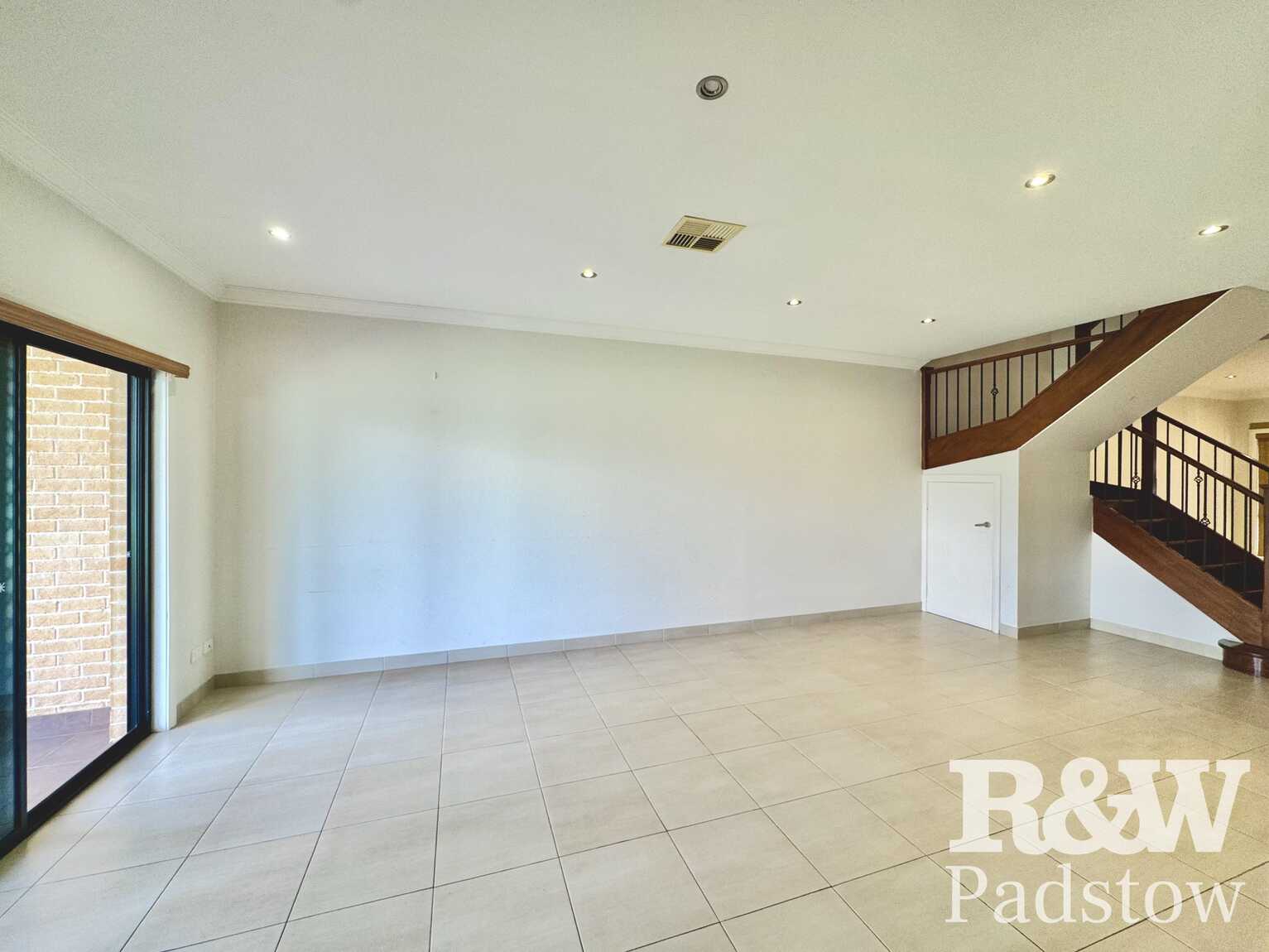 2A McKevitte Avenue East Hills
