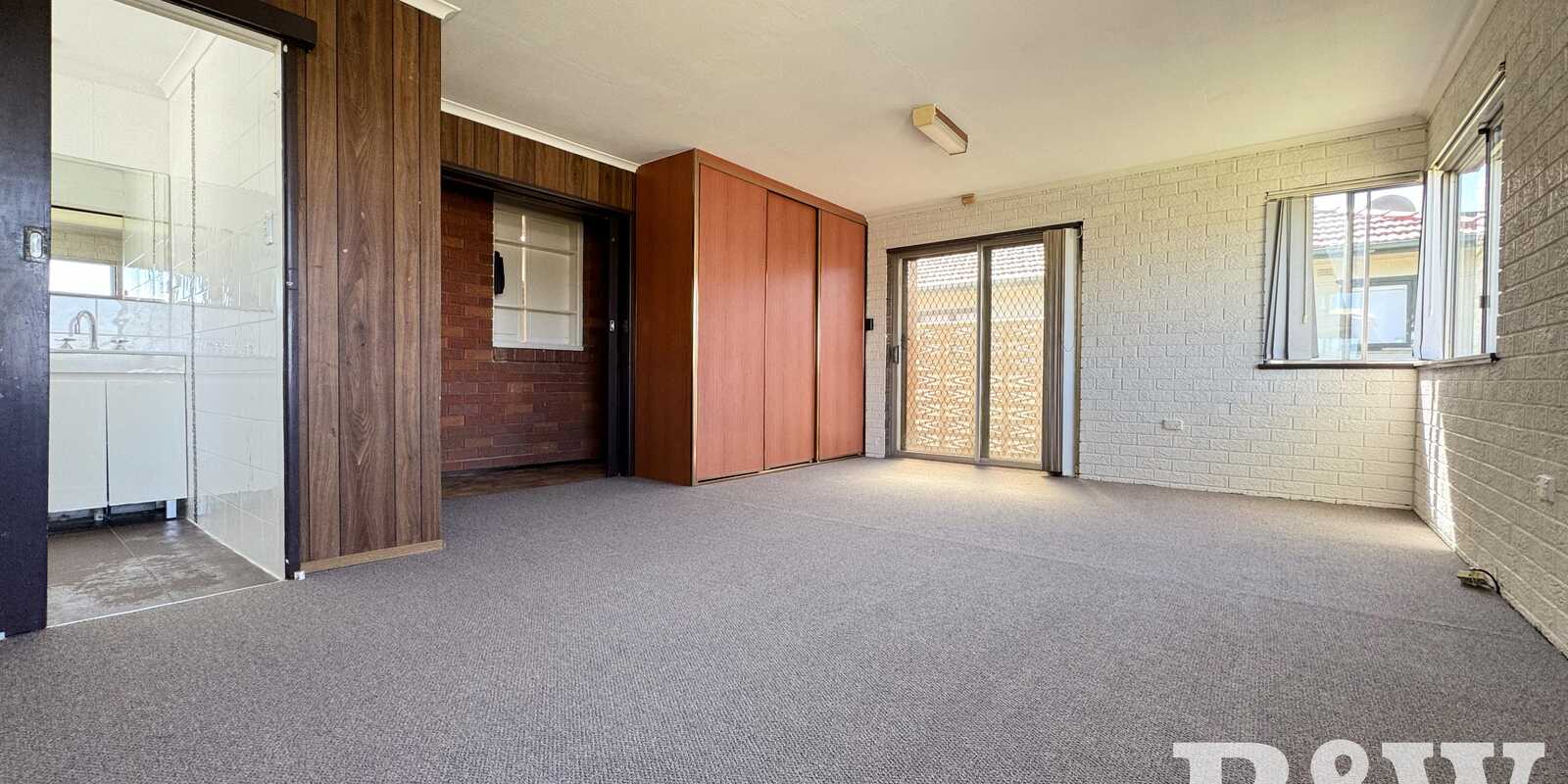 32A Gleeson Avenue Condell Park