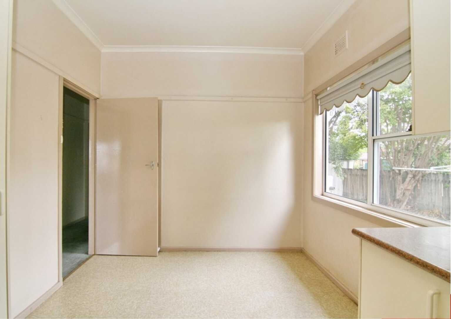 76 Lucas Road East Hills