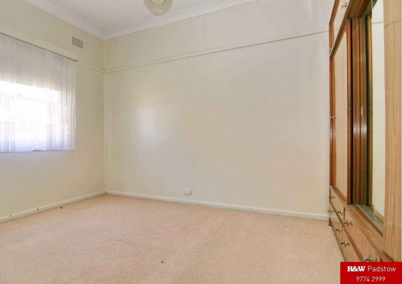 76 Albert Street Revesby