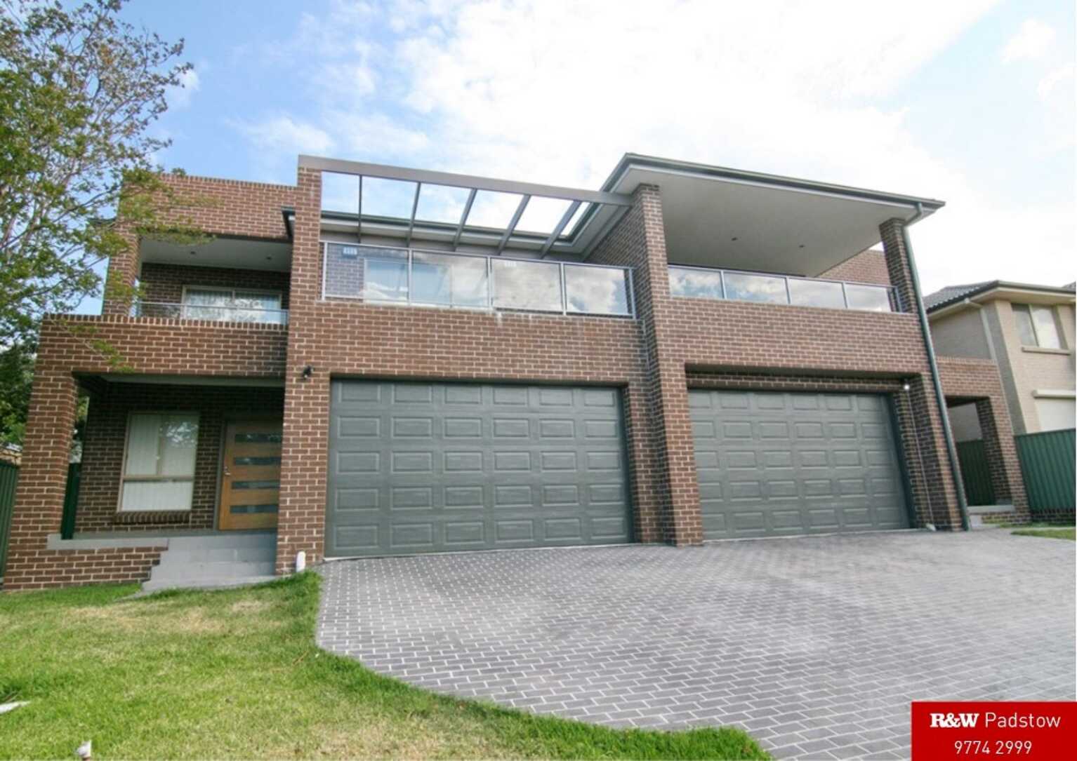 1B Tallawarra Avenue Padstow