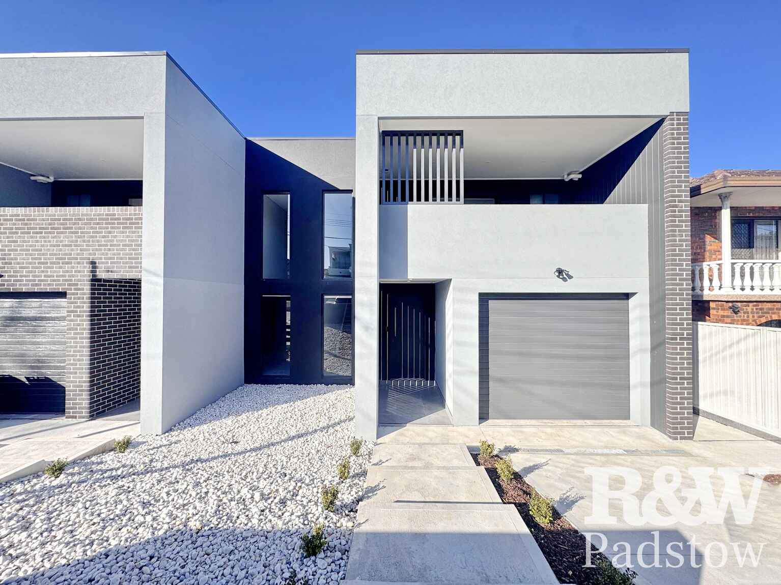 5a GWANDALAN ROAD Padstow