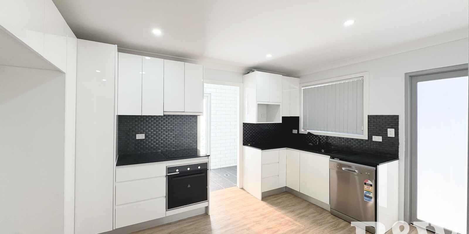 1/32A Uranus Road Padstow