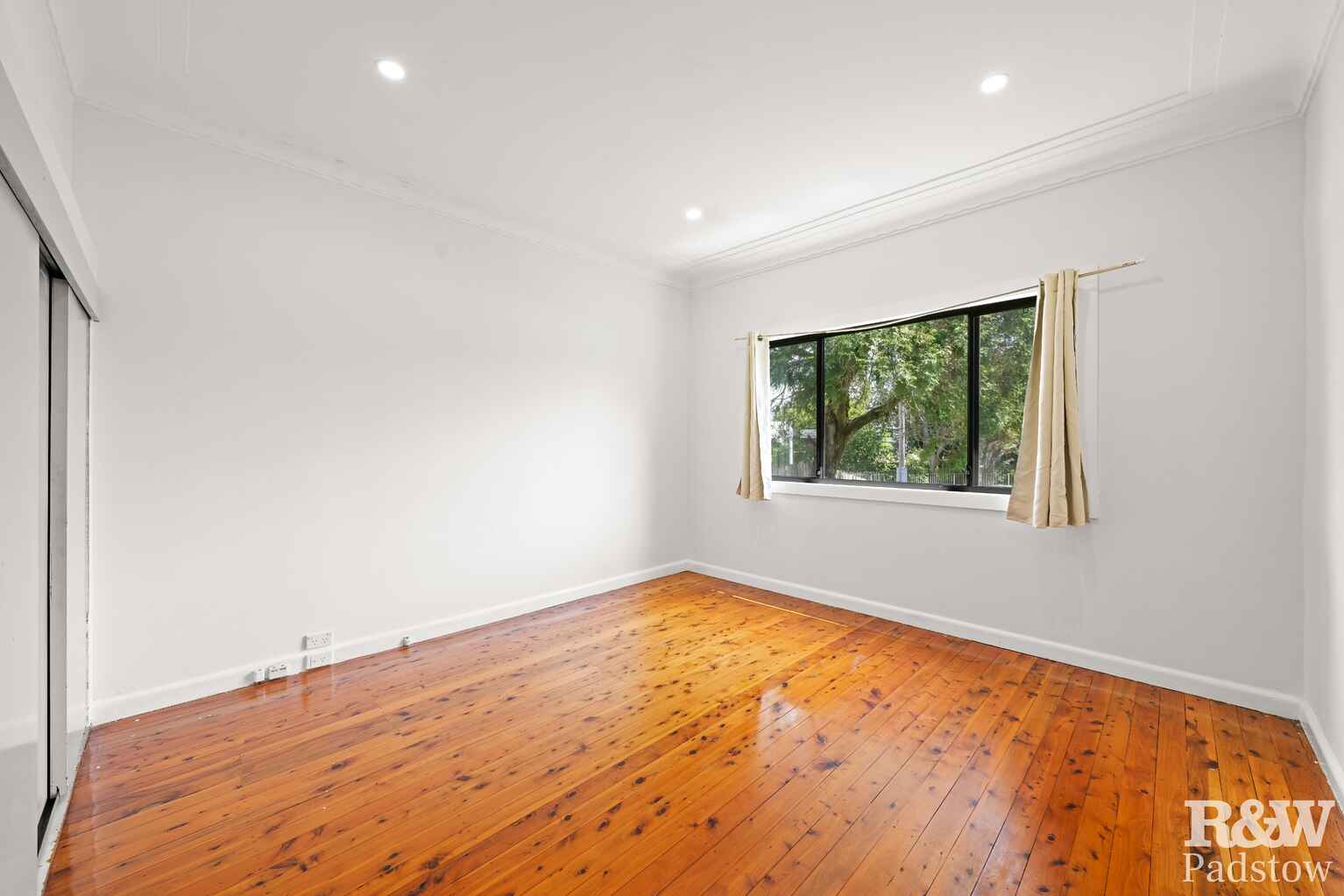 87 Horsley Road Panania