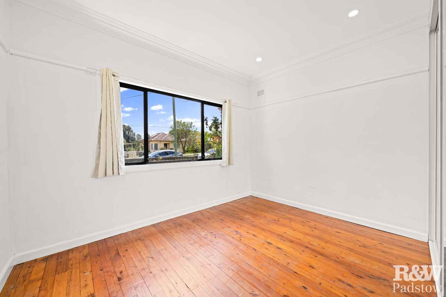 87 Horsley Road Panania